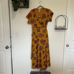 NWT Matilda Jane Alana Wrap Dress Midi Length Floral Print V Neck Short Sleeve S